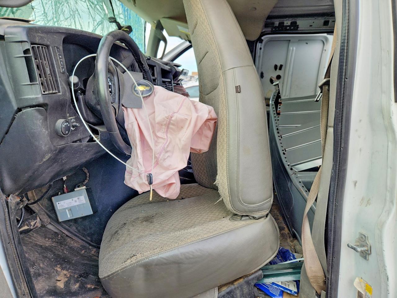 2020 Chevrolet Express G3500 Utility / Service Van