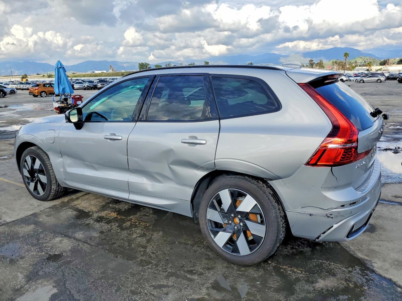 2024 Volvo Xc60 Plus