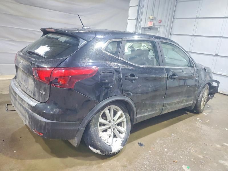 2017 Nissan Rogue Sport s