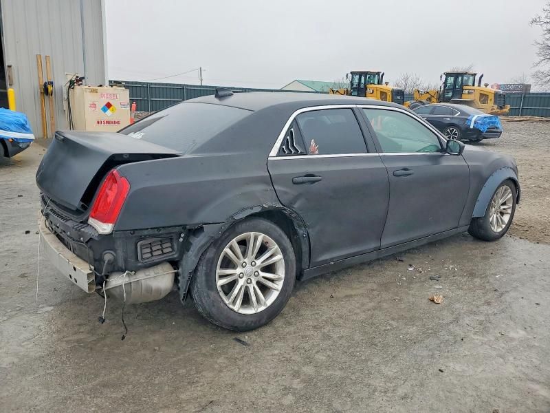 2018 Chrysler 300 Touring