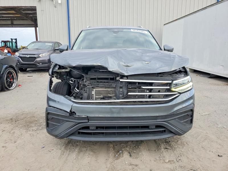 2022 Volkswagen Tiguan se