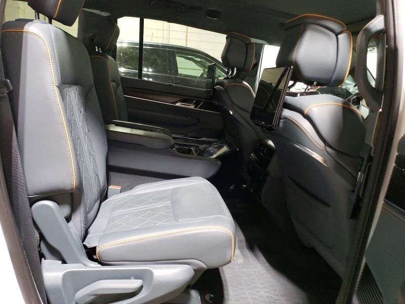 2024 Jeep Grand Wagoneer l Series iii