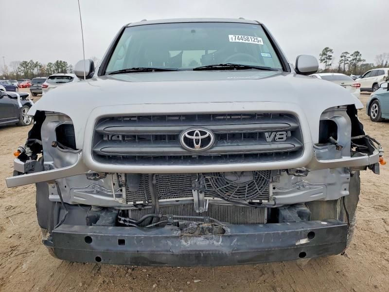 2004 Toyota Sequoia SR5