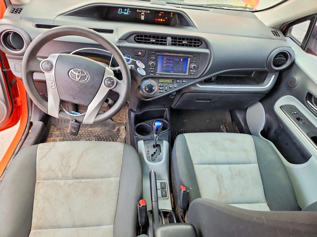 2014 Toyota Prius c Three