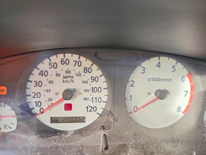 1999 Nissan Pathfinder xe