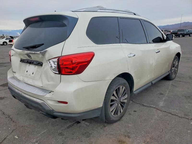 2017 Nissan Pathfinder s