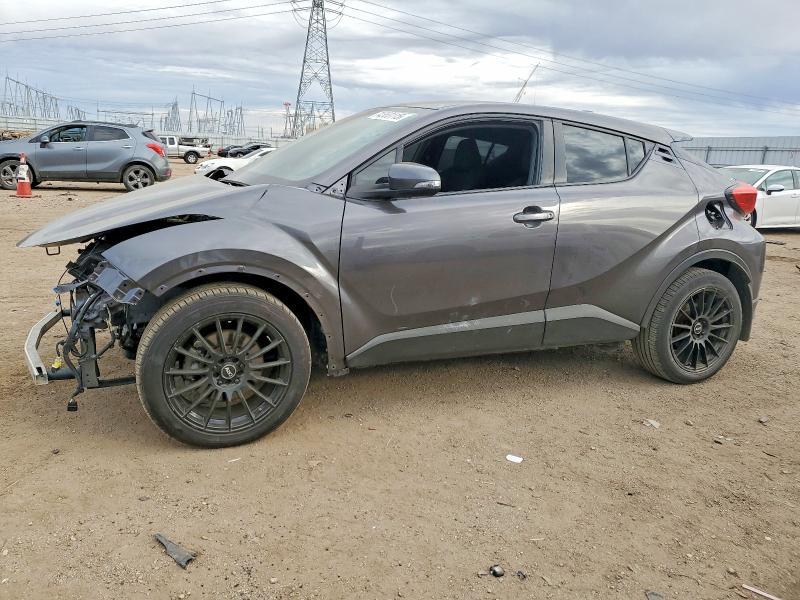 2020 Toyota C-hr xle