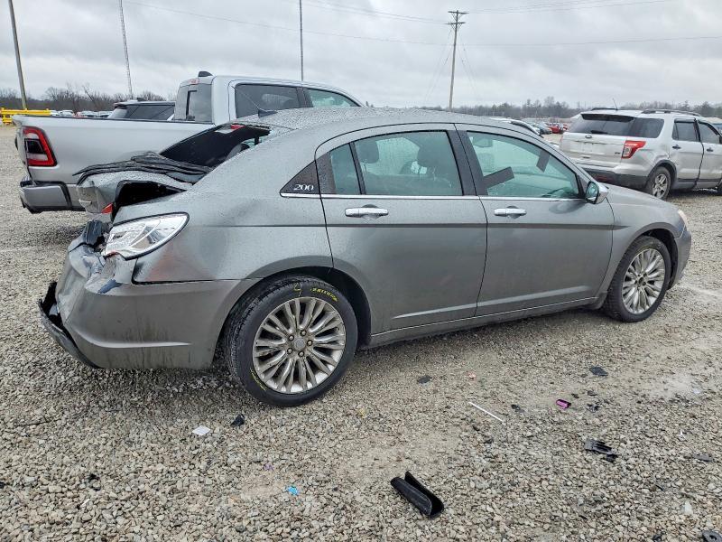 2012 Chrysler 200 Limited