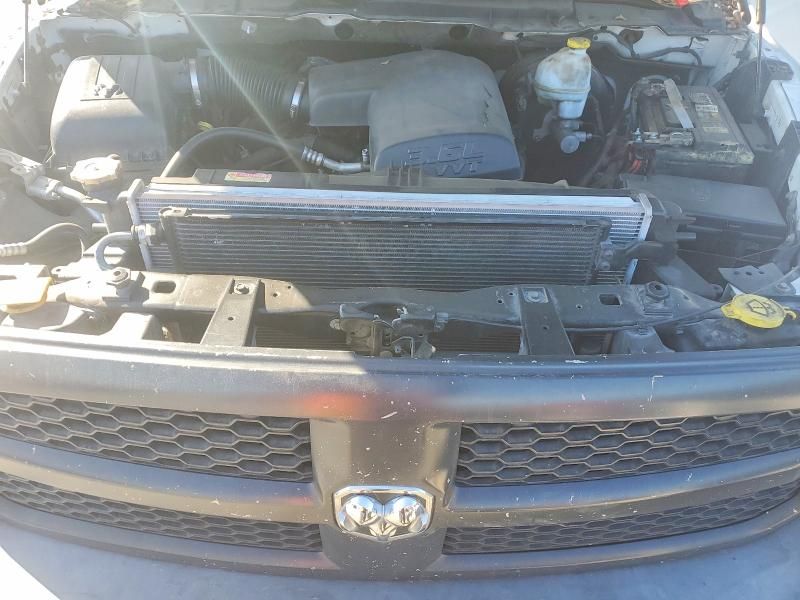 2015 Dodge Ram 1500 st