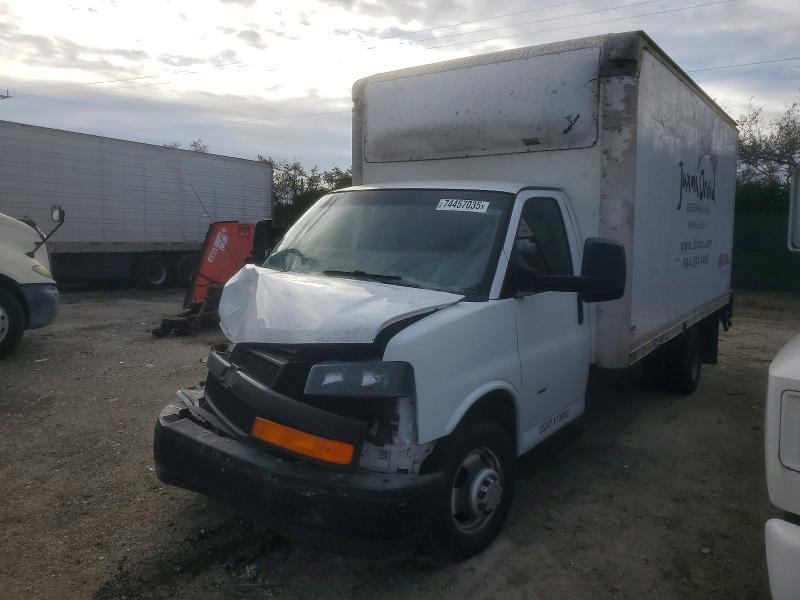 2018 Chev Rolet Express box Truck