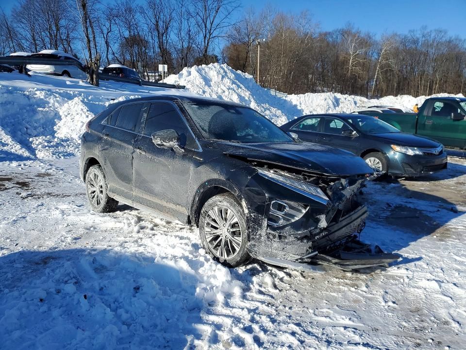 2022 Mitsubishi Eclipse Cross se