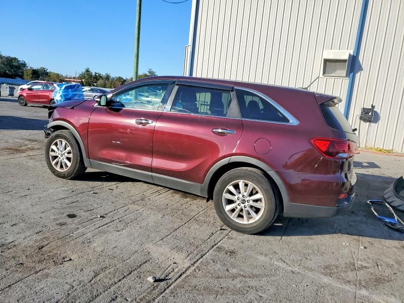 2020 KIA Sorento lx V6