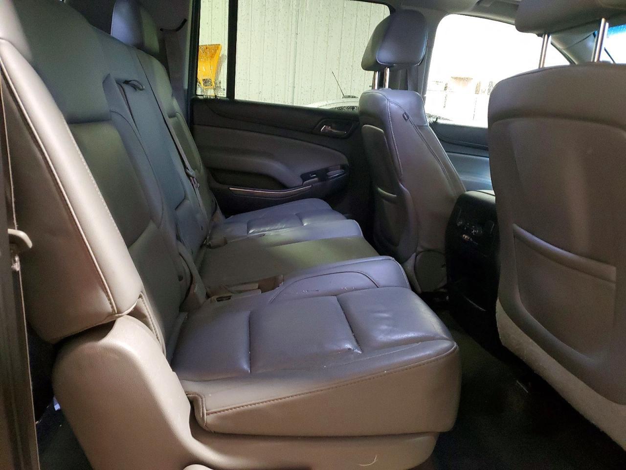 2015 Chevrolet Suburban K1500 lt