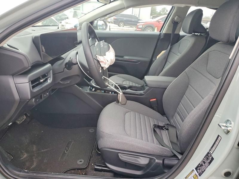 2025 KIA K4 ex