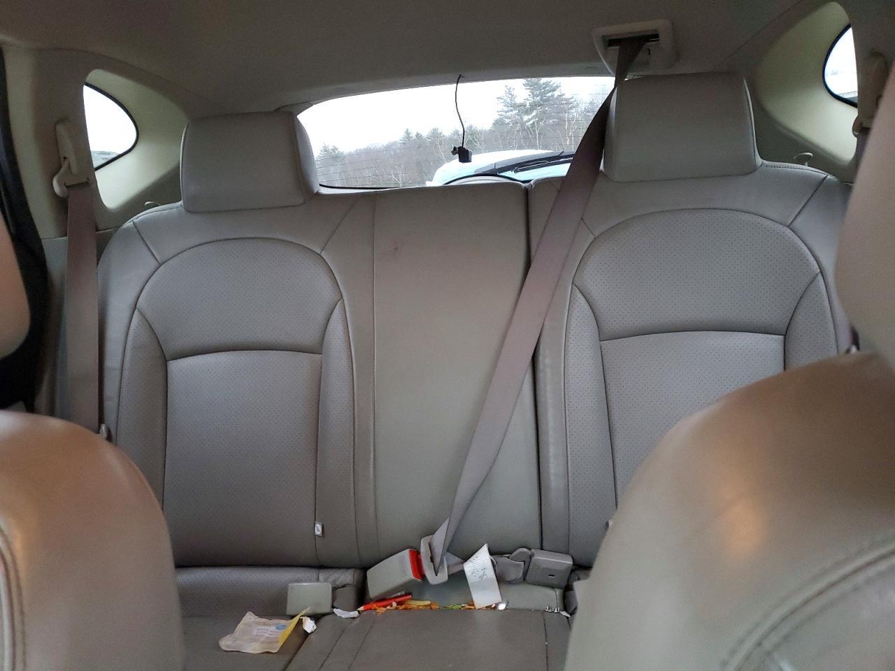 2011 Nissan Rogue s