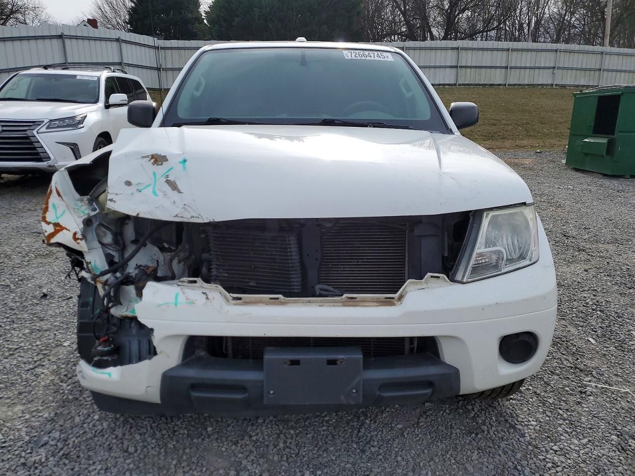 2016 Nissan Frontier s