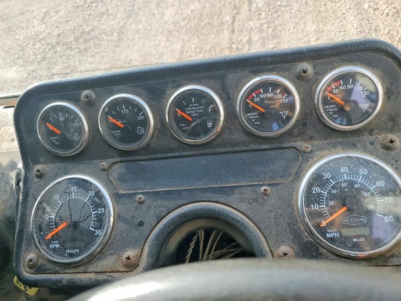 2011 Autocar Xpeditor Refuse Truck