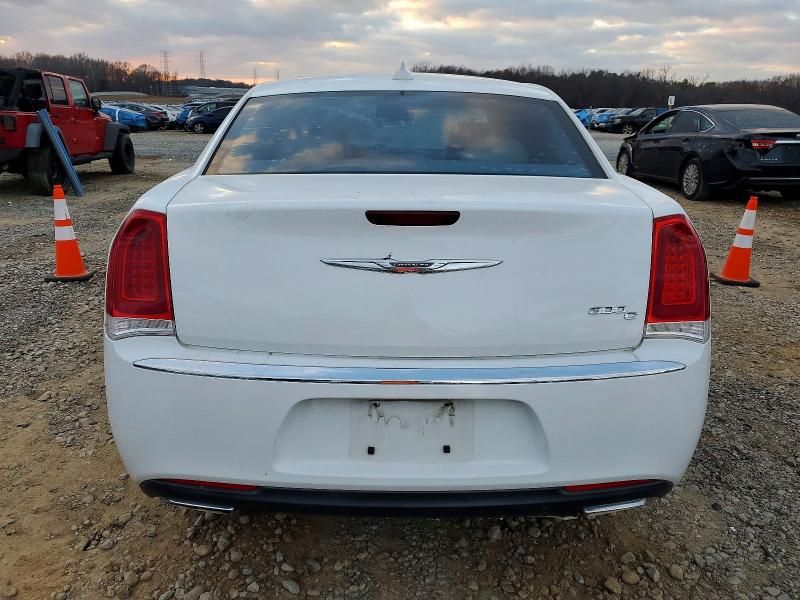 2016 Chrysler 300c