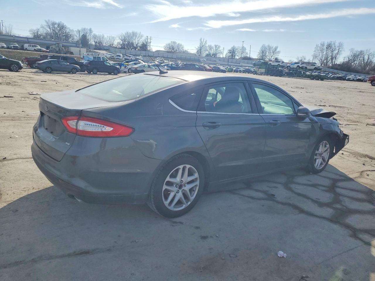2015 Ford Fusion se