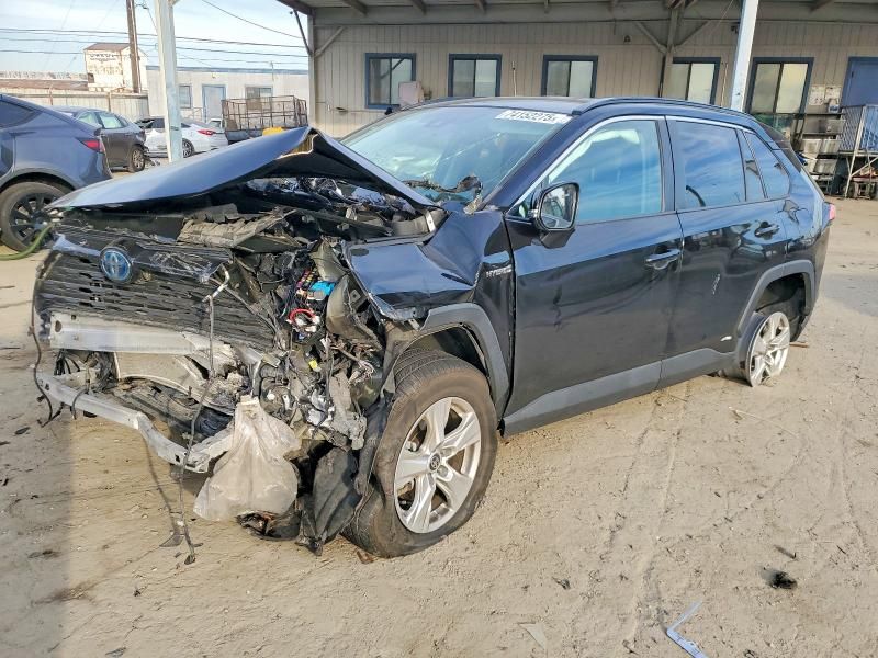 2021 Toyota Rav4 xle