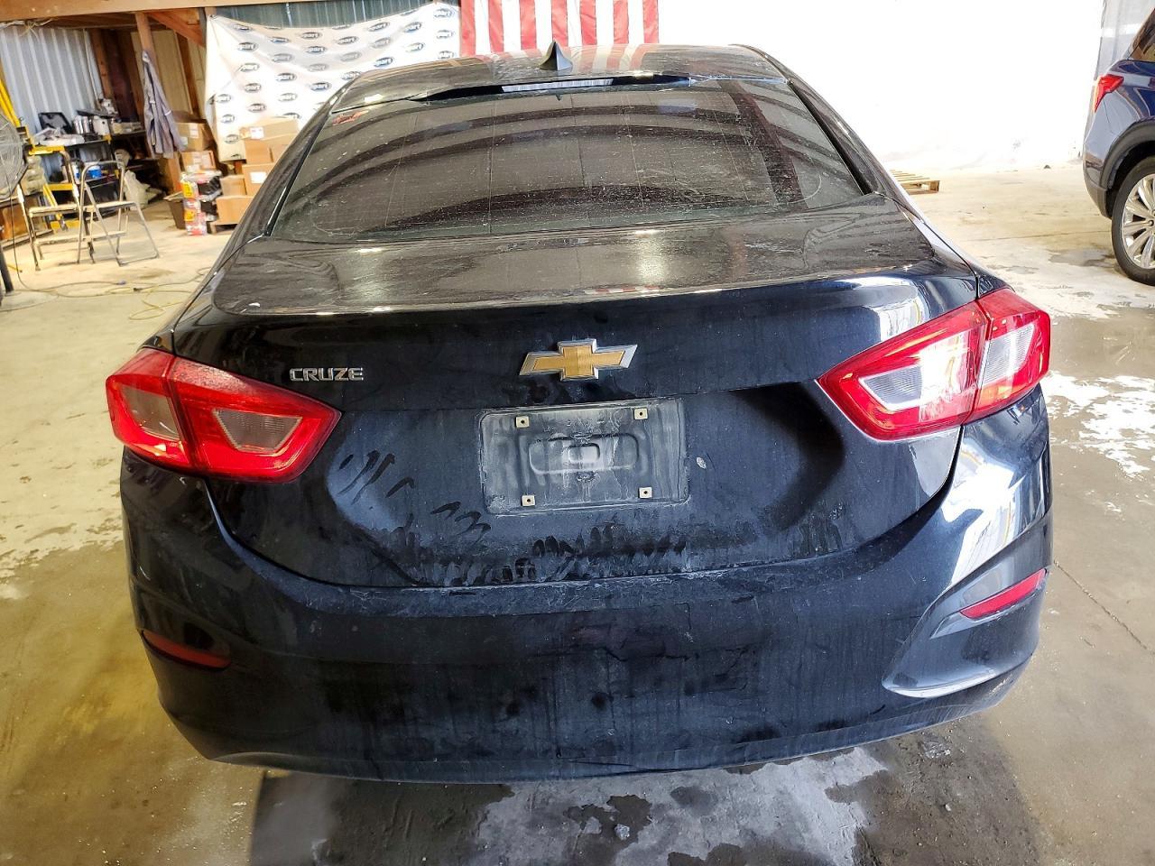 2018 Chevrolet Cruze ls