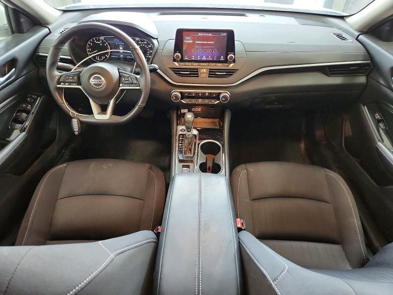 2021 Nissan Altima sv