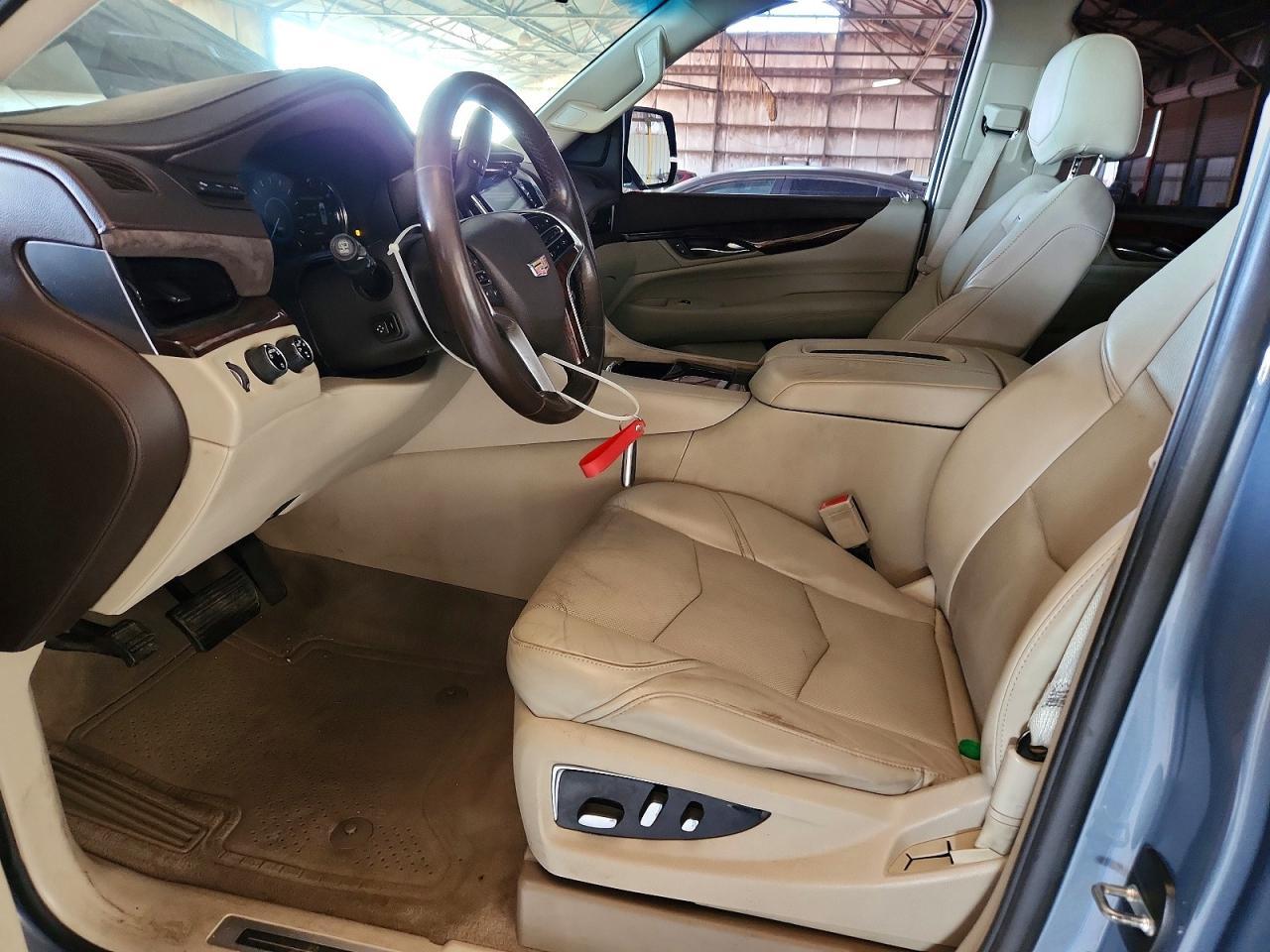 2016 Cadillac Escalade Luxury