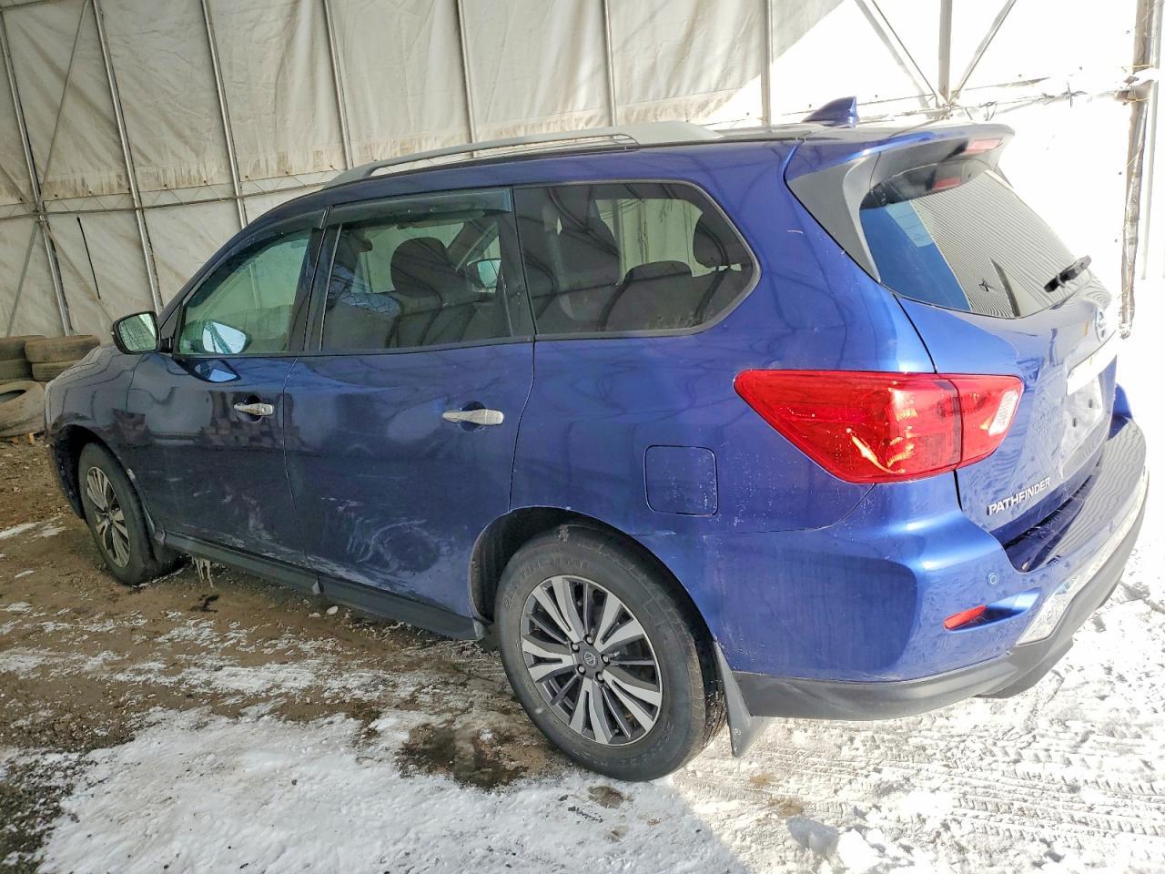 2019 Nissan Pathfinder s