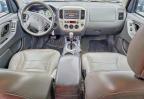 2005 Ford Escape xlt