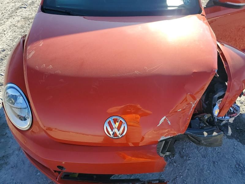 2016 Volkswagen Beetle se