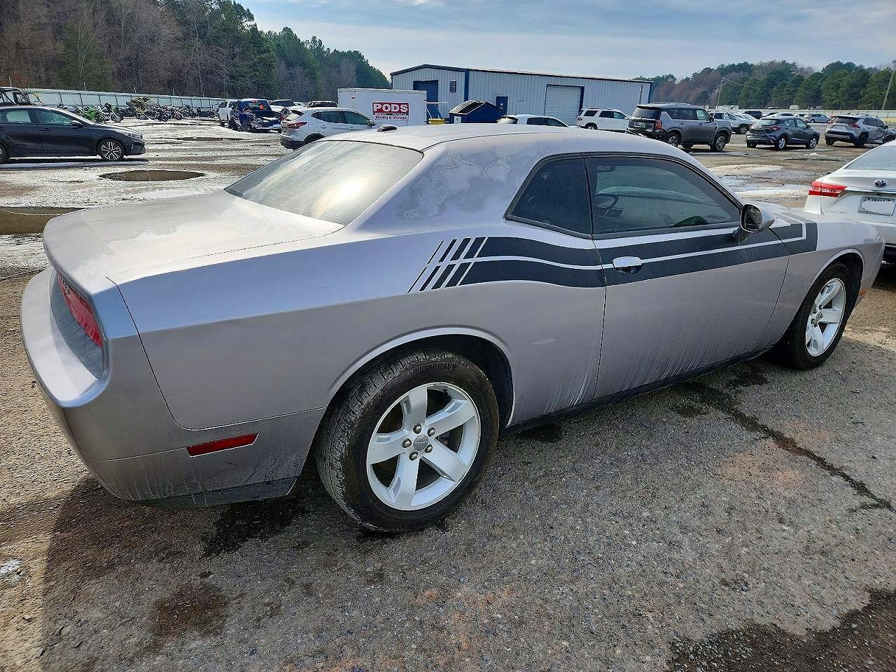 2014 Dodge Challenger sxt