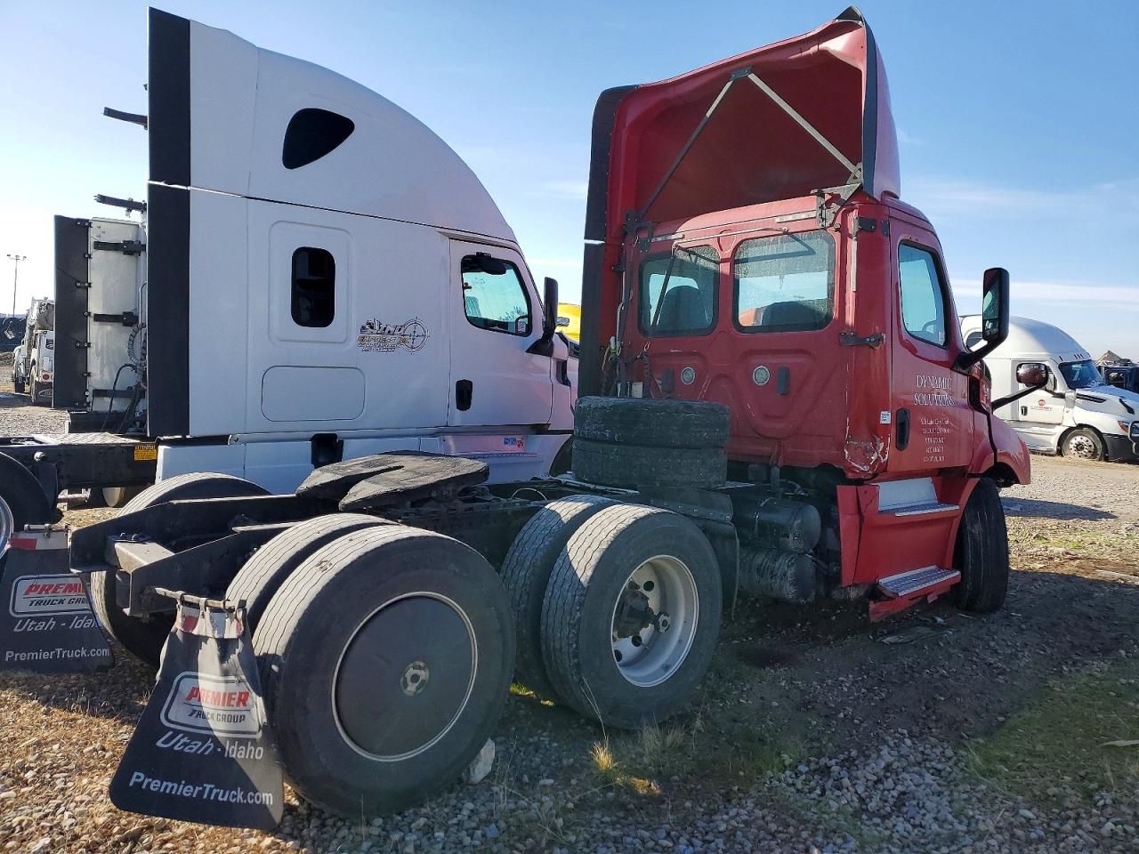 2019 Freightliner Cascadia 116 Semi Truck
