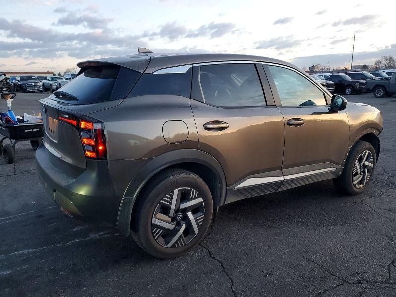 2025 Nissan Kicks sv