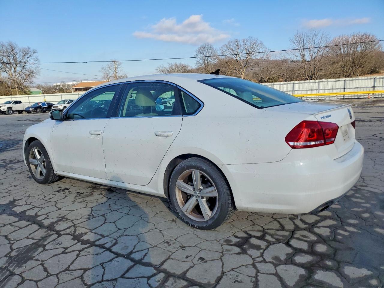 2013 Volkswagen Passat se