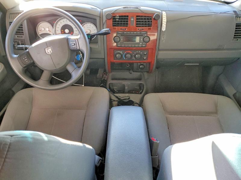 2005 Dodge Dakota Quad slt