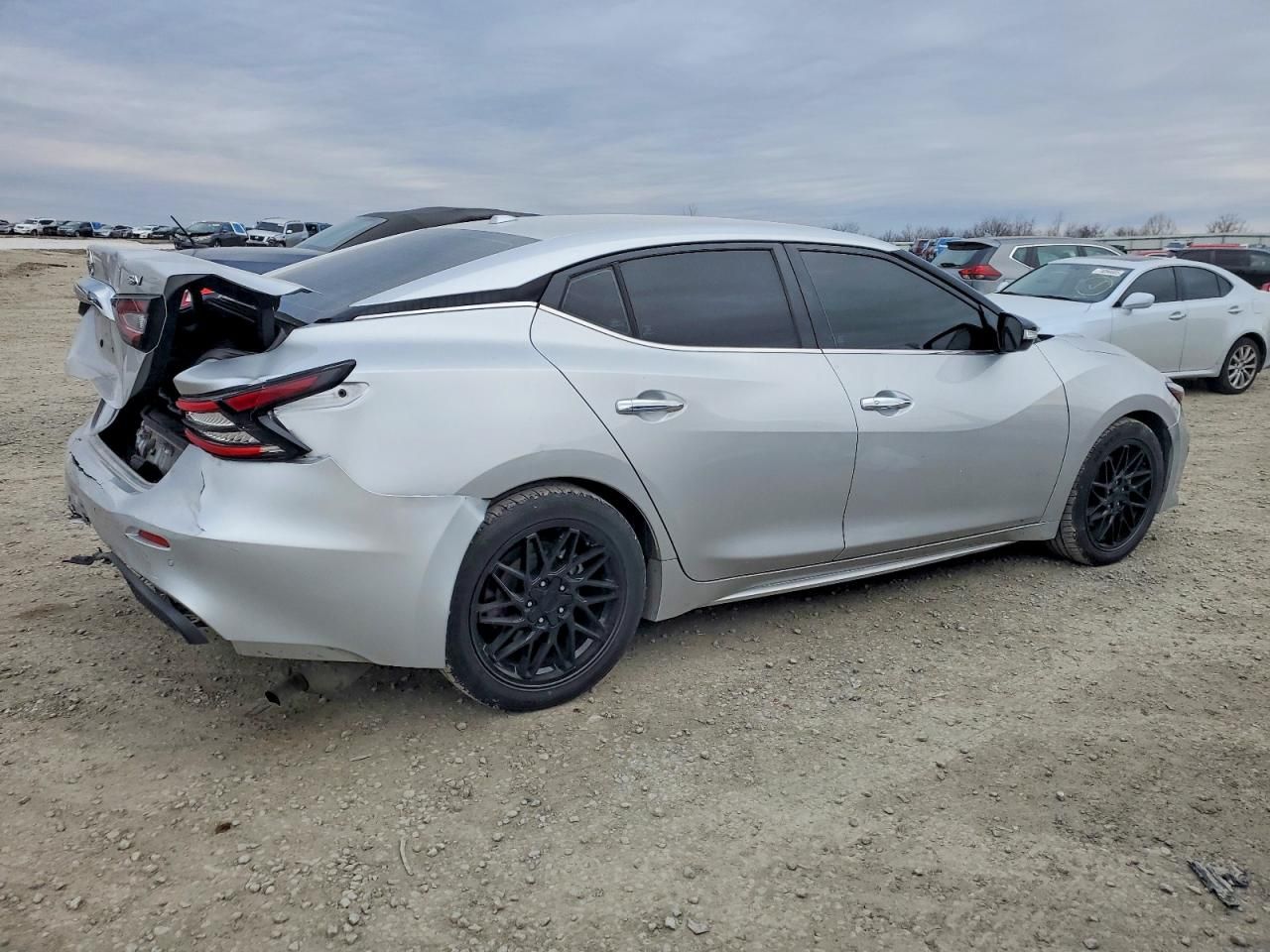 2022 Nissan Maxima sv