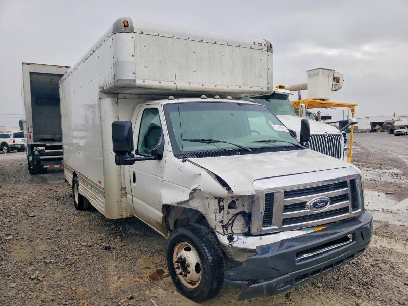 2008 Ford E450 BOX Truck