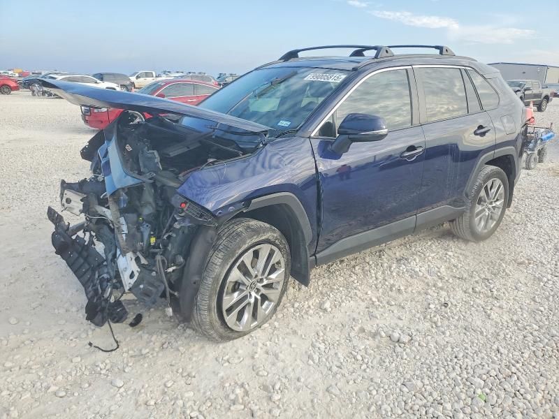 2021 Toyota Rav4 xle Premium