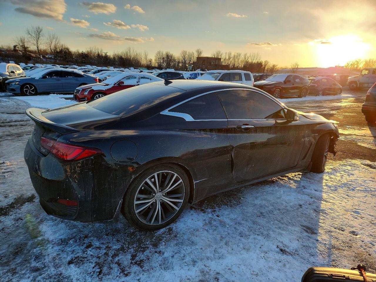2017 Infiniti Q60 Premium