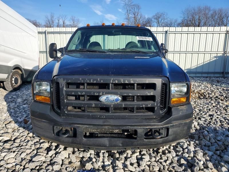 2005 Ford F350 SRW Super Duty