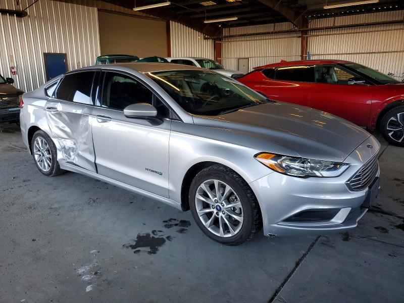 2017 Ford Fusion se Hybrid