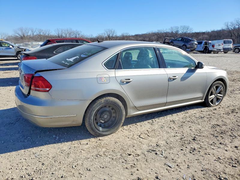 2013 Volkswagen Passat se