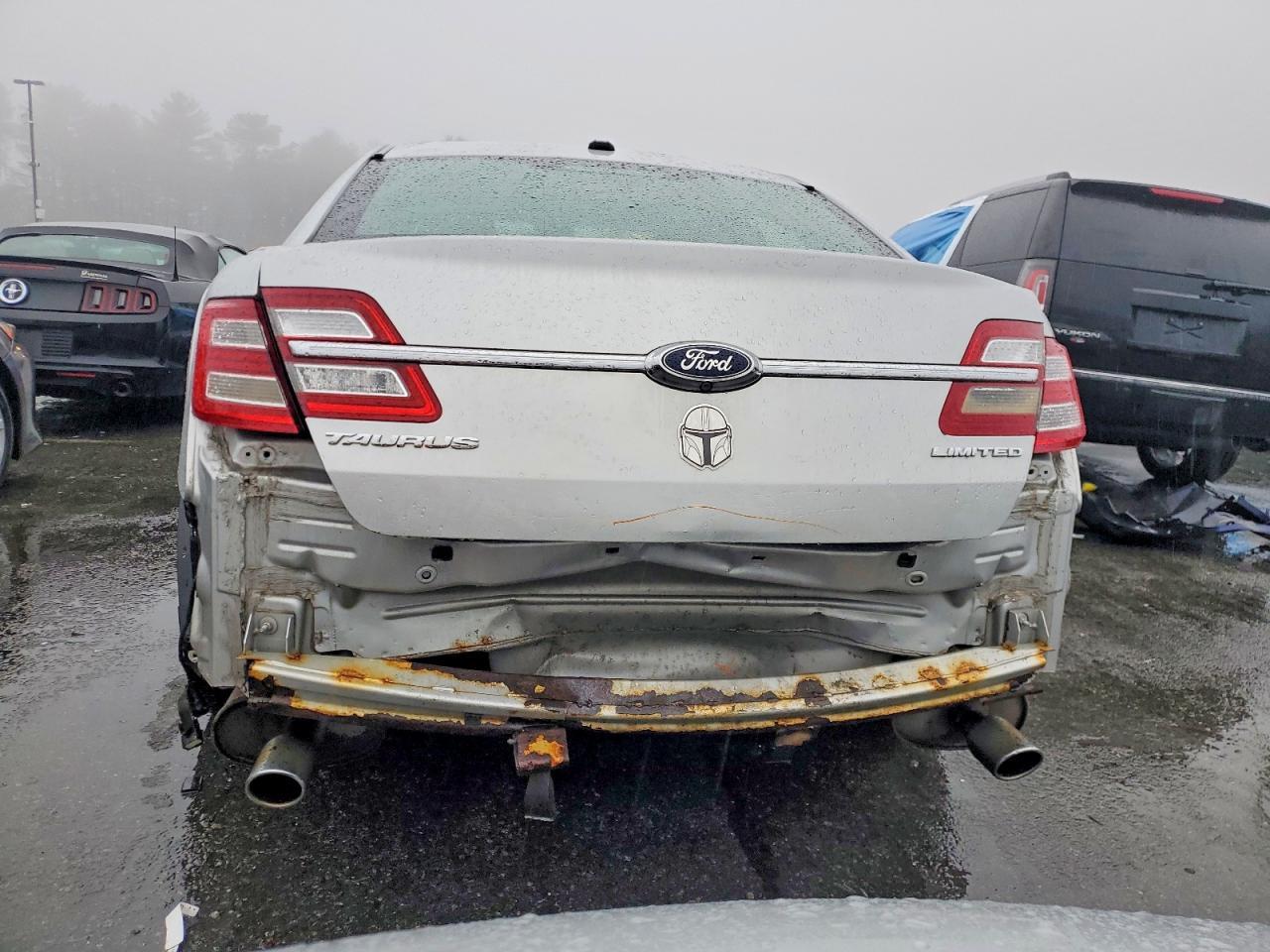 2014 Ford Taurus Limited
