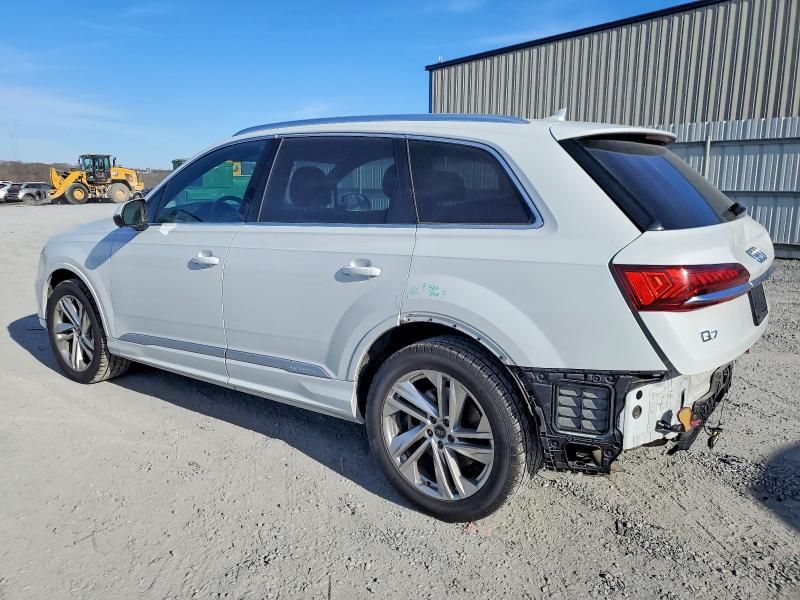 2021 Audi Q7 Premium Plus