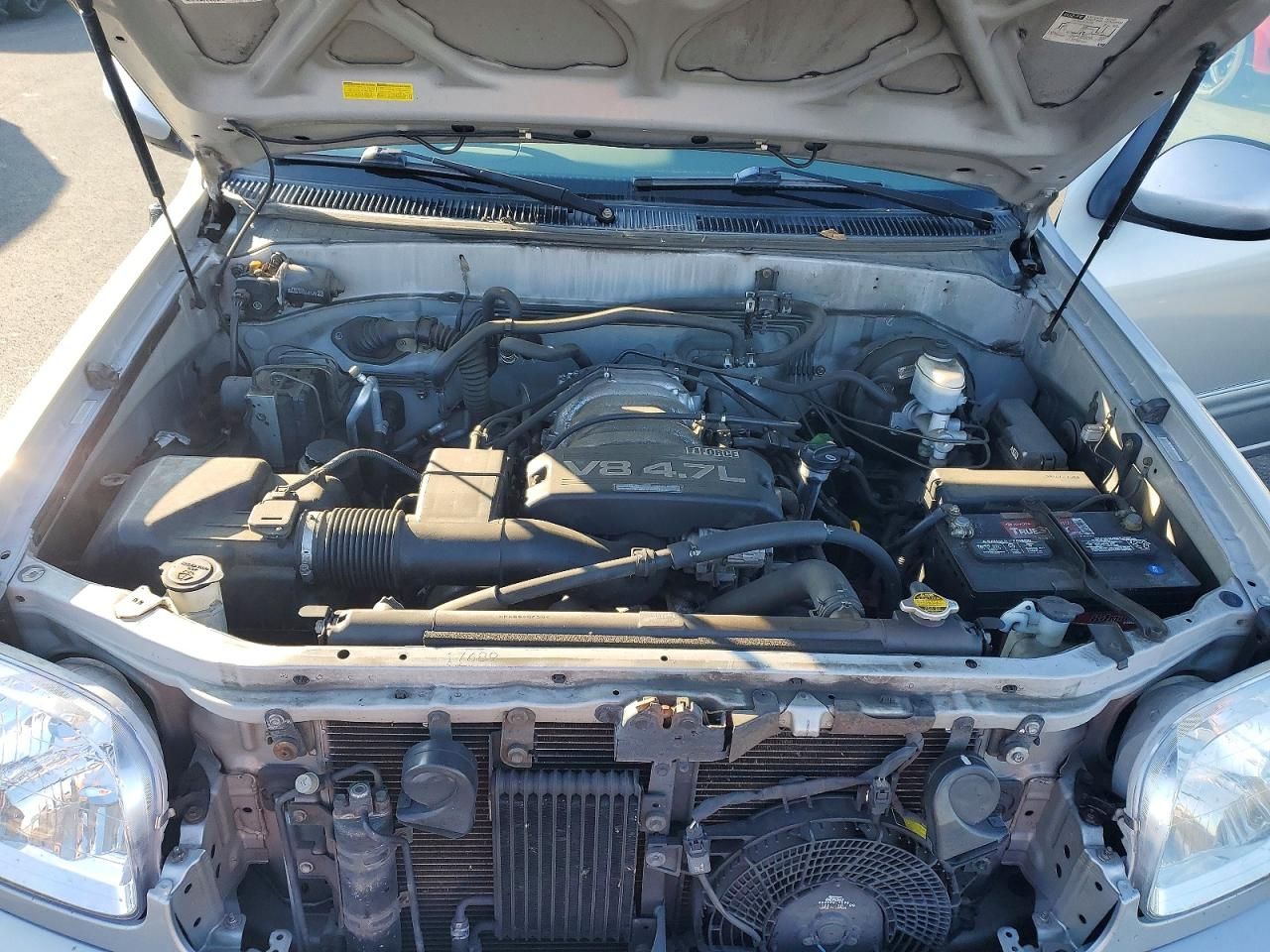 2002 Toyota Sequoia SR5