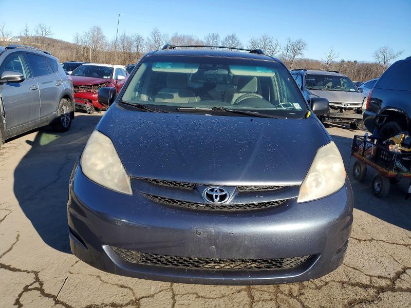 2007 Toyota Sienna ce