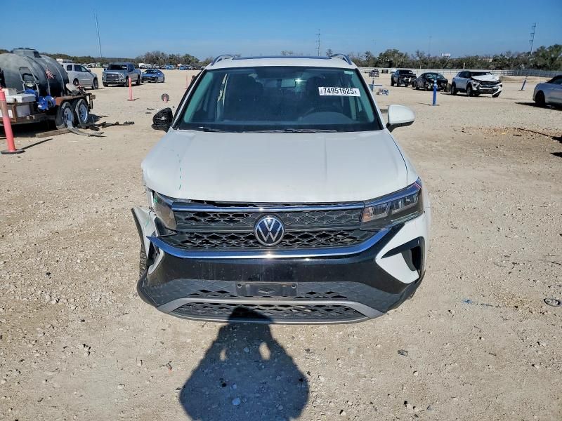 2022 Volkswagen Taos se
