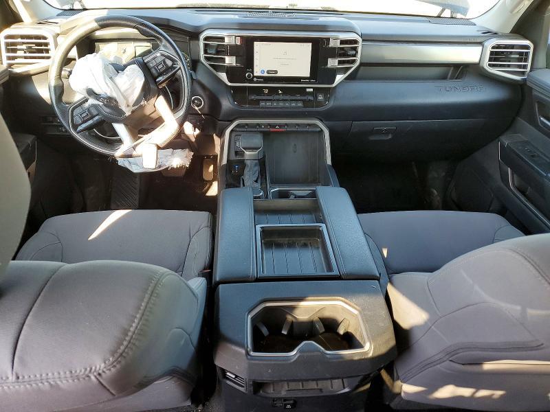 2024 Toyota Tundra Crewmax sr
