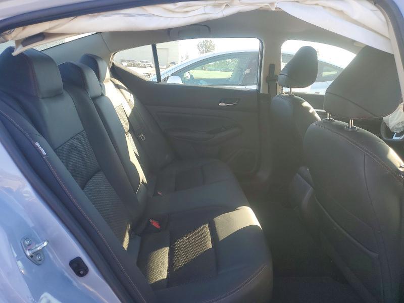 2024 Nissan Altima sr