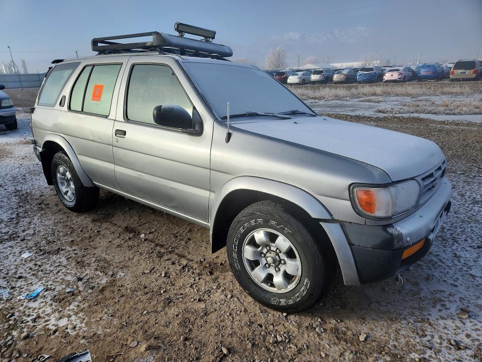 1999 Nissan Pathfinder